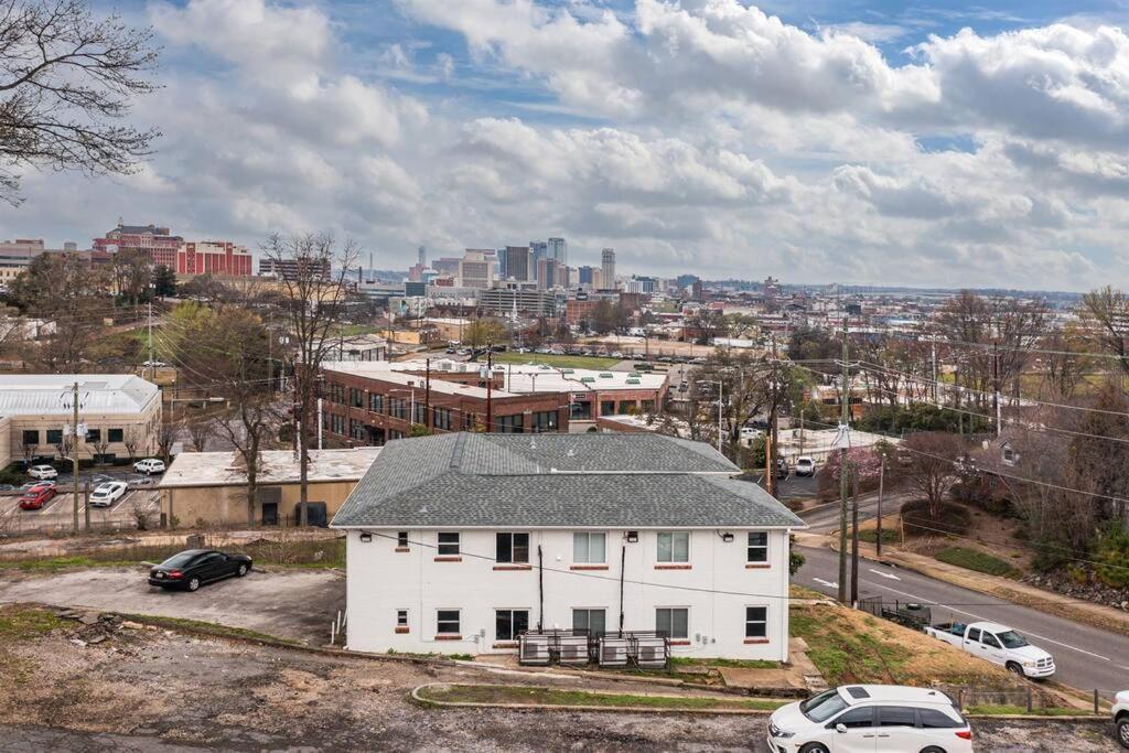 Vulcan'S Hideout / Colorful C2 Birmingham Exterior foto